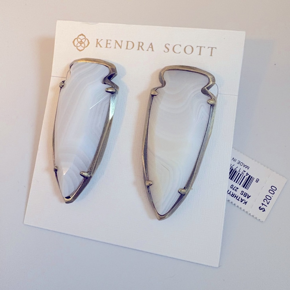 NWT [Kendra Scott] Kathryn Large Stud Geometric Earrings in White Banded Agate - Picture 8 of 11